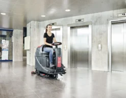 Fregadora de pisos Viper AS 530R - imagen 2
